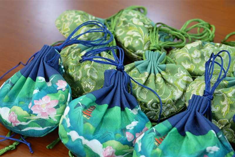 濃情端午·巧手爭“粽”-科強(qiáng)股份舉辦趣味夾粽大賽4 濃情端午·巧手爭“粽”-科強(qiáng)股份舉辦趣味夾粽大賽4